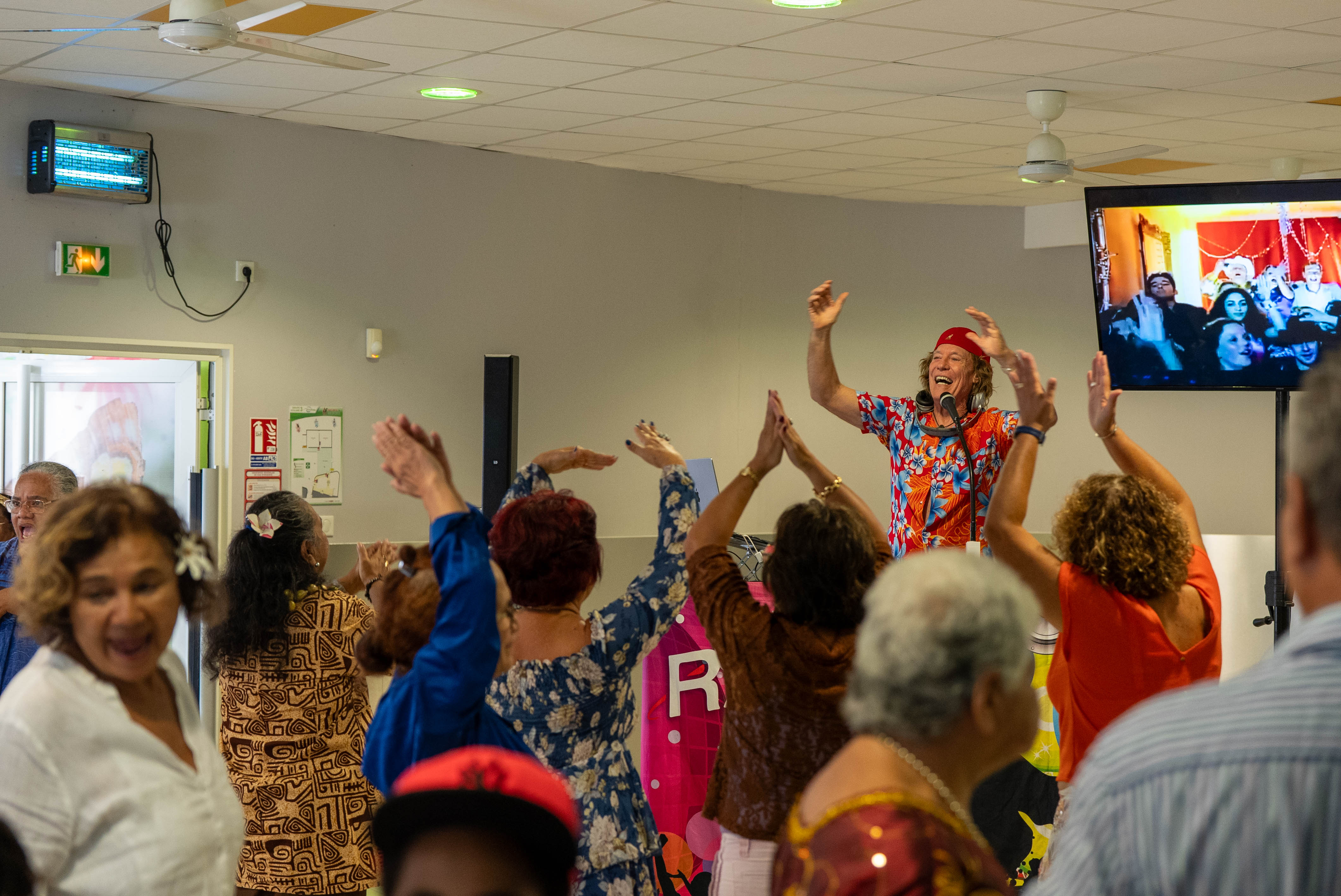 Thé dansant Séniors Juin-22.jpg