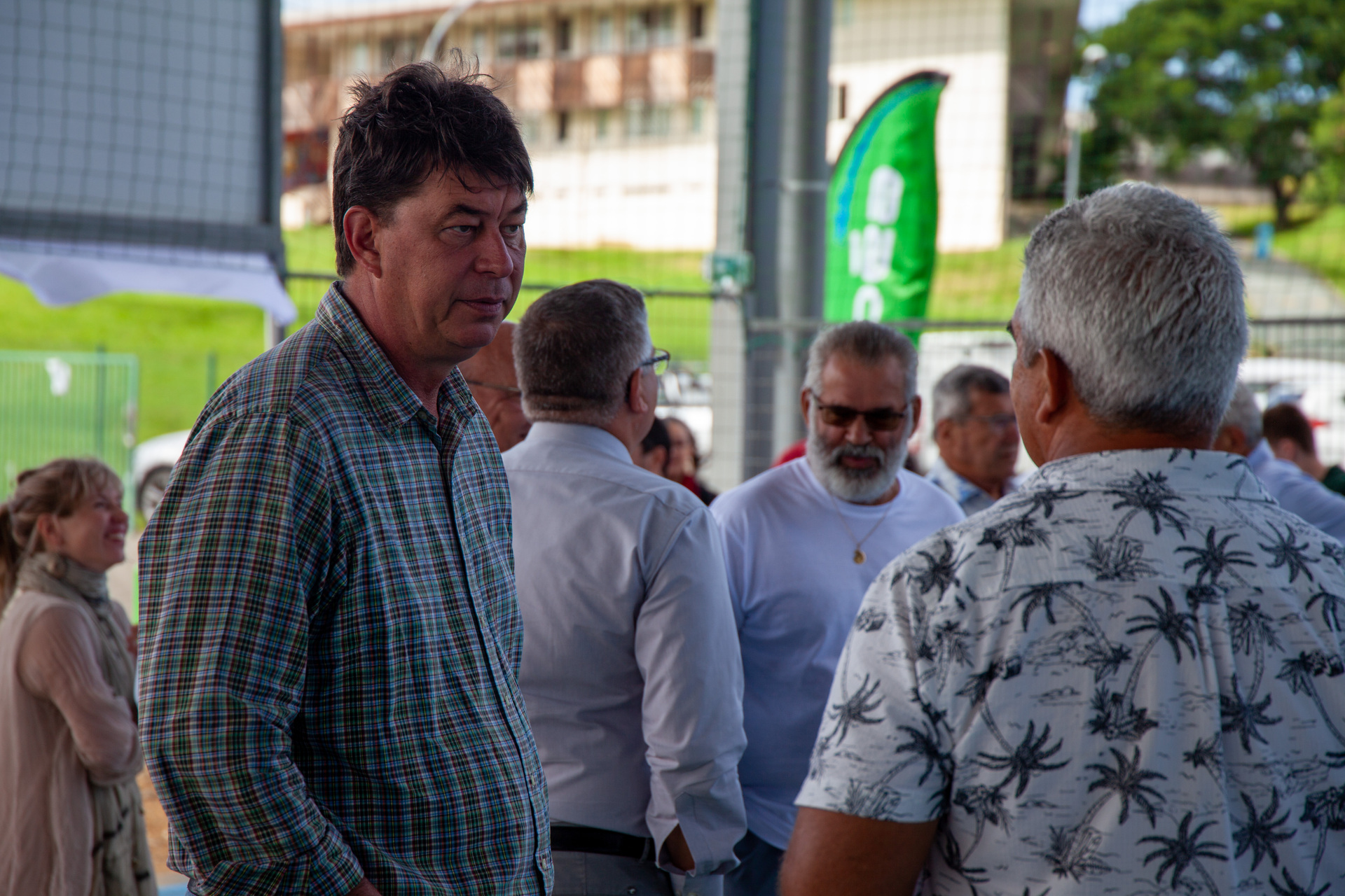 1651100698-17.jpg