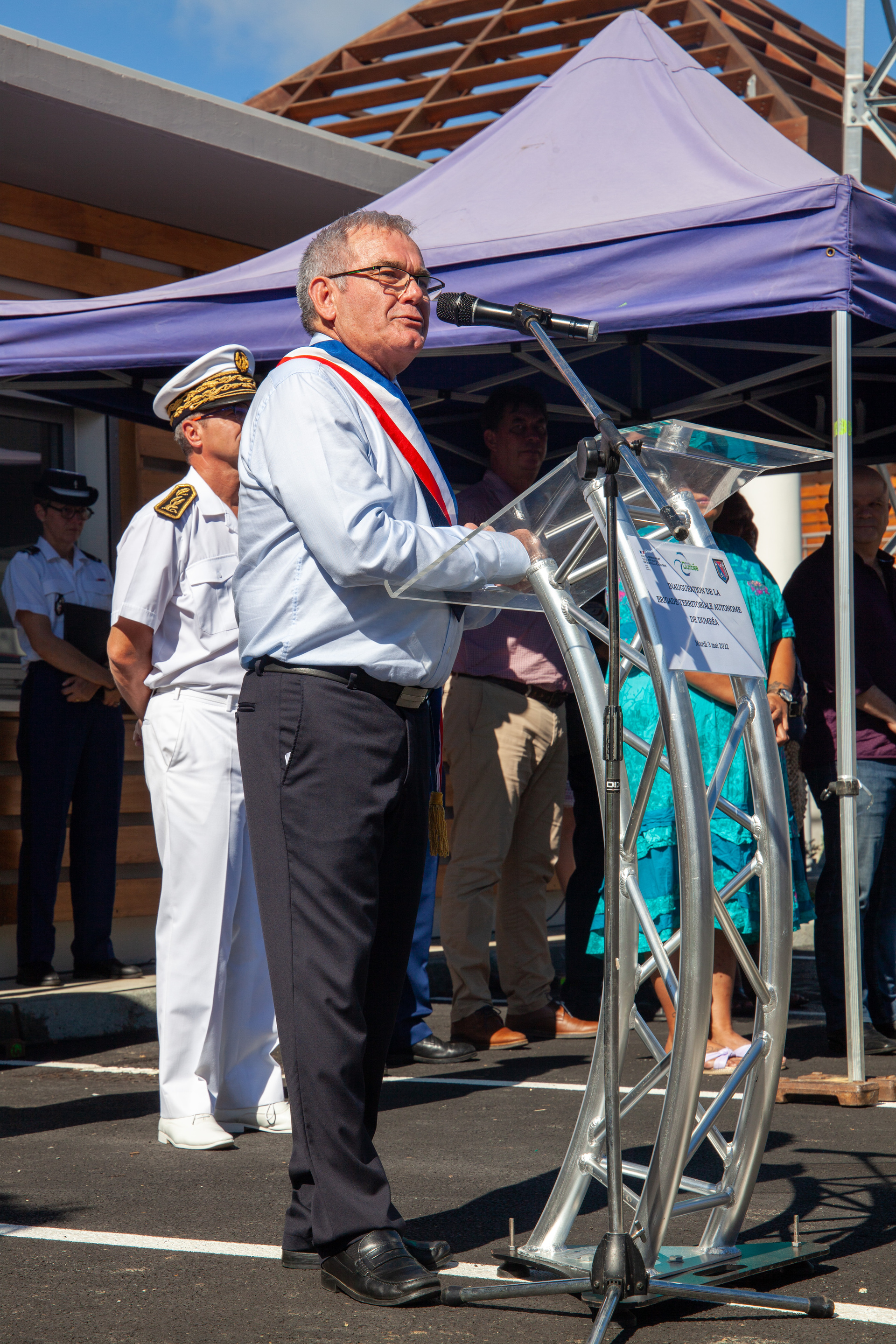 1651703322-31.jpg