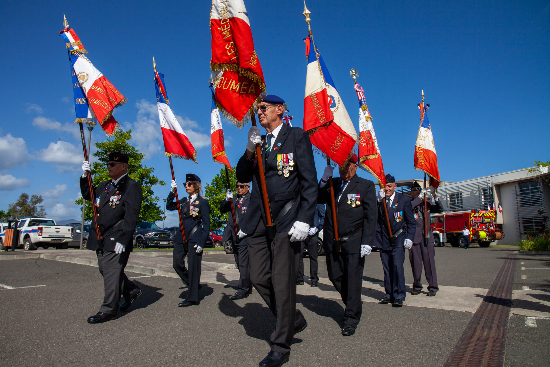 1652321898-24.jpg