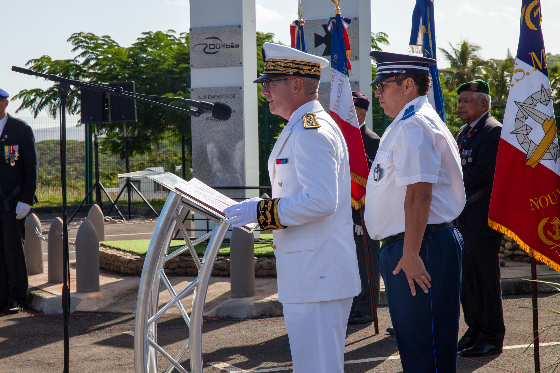 1652325034-49.jpg