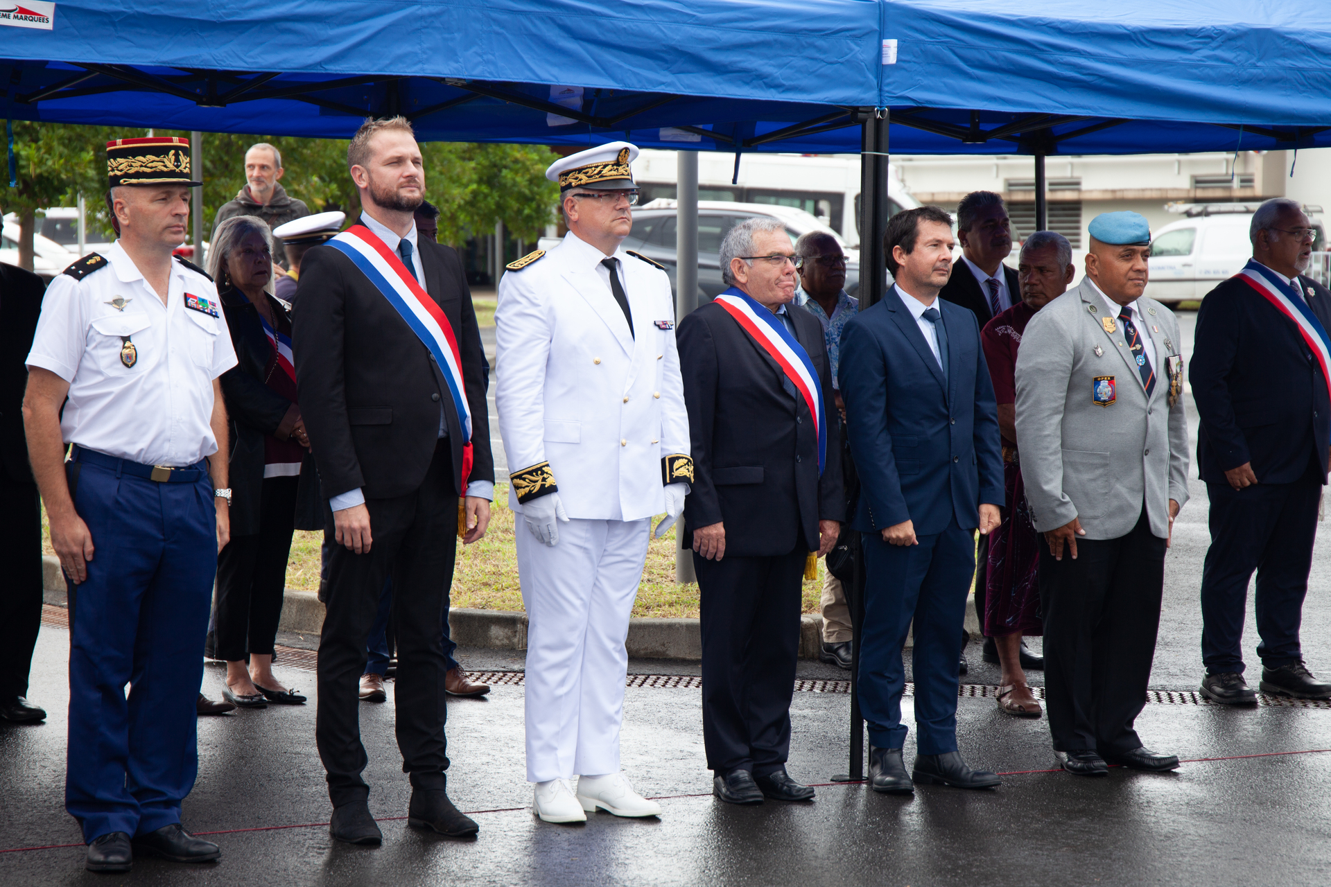 1658124415-30.jpg
