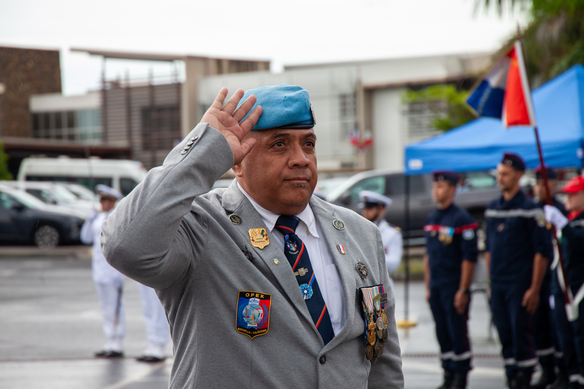 1658125223-35.jpg