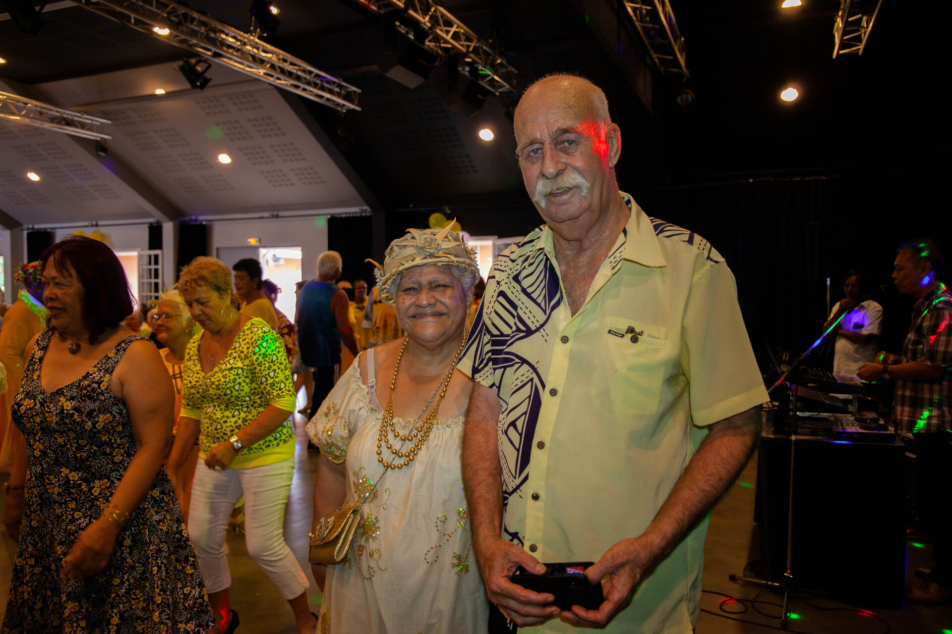 1681161333-9.jpg