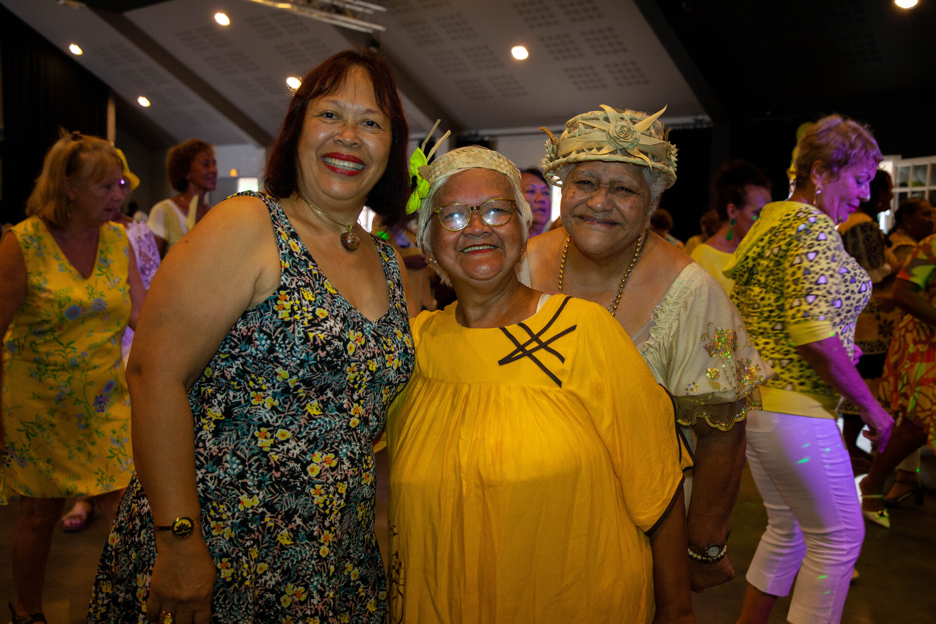 1681161377-10.jpg