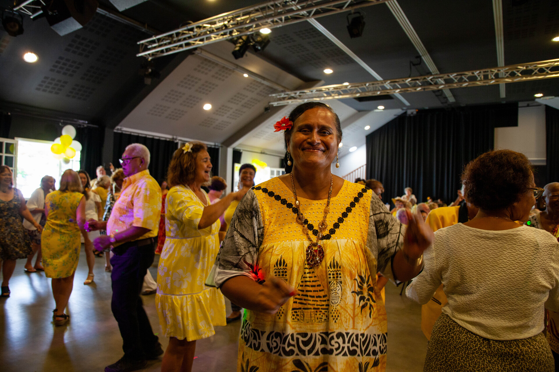 1681162277-48.jpg