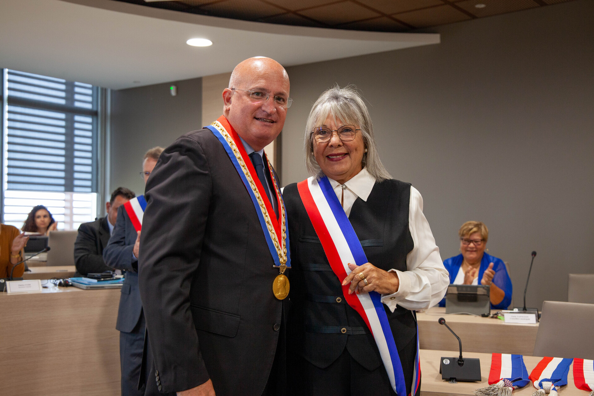 1697413643-49.jpg