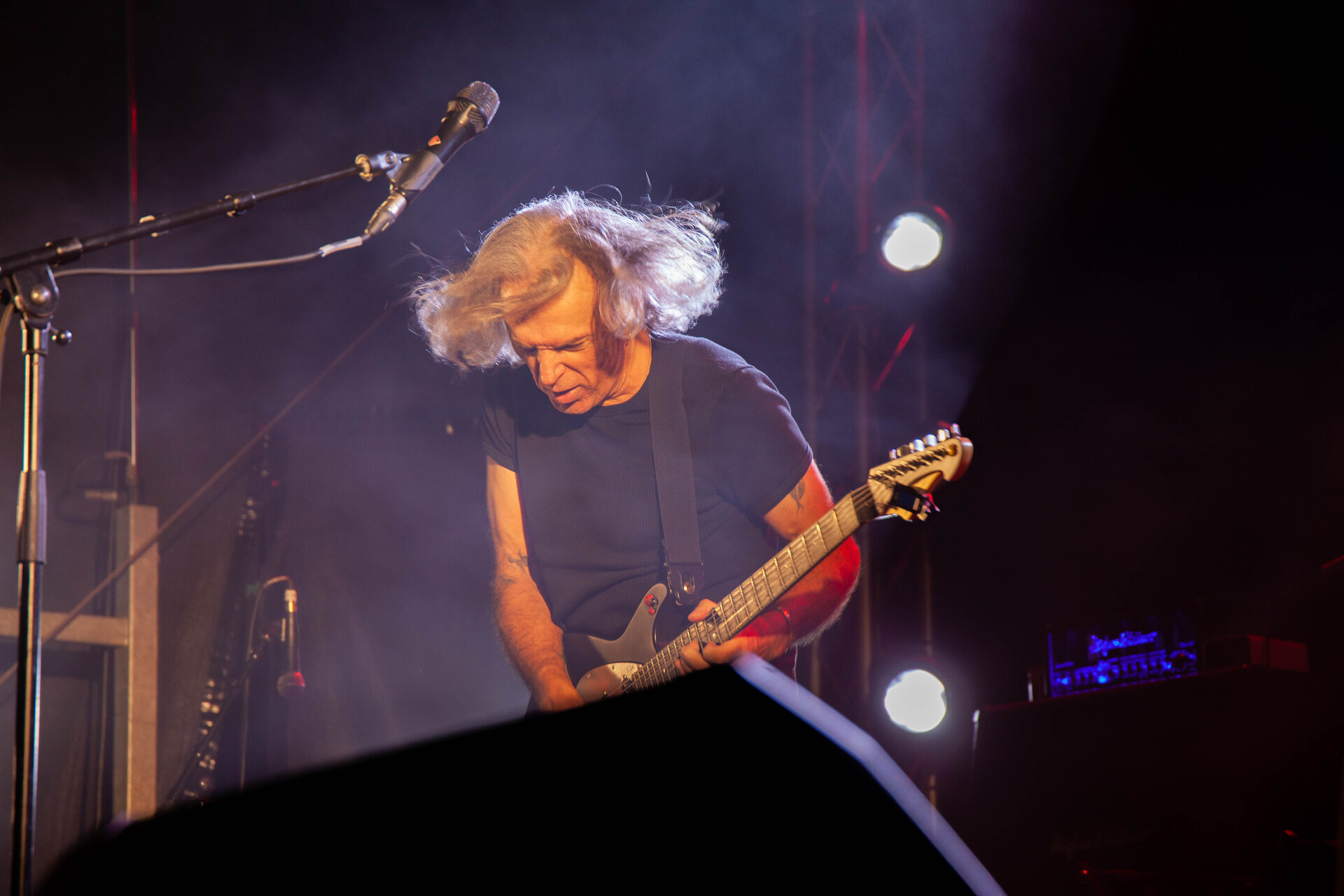 1699329869-52.jpg