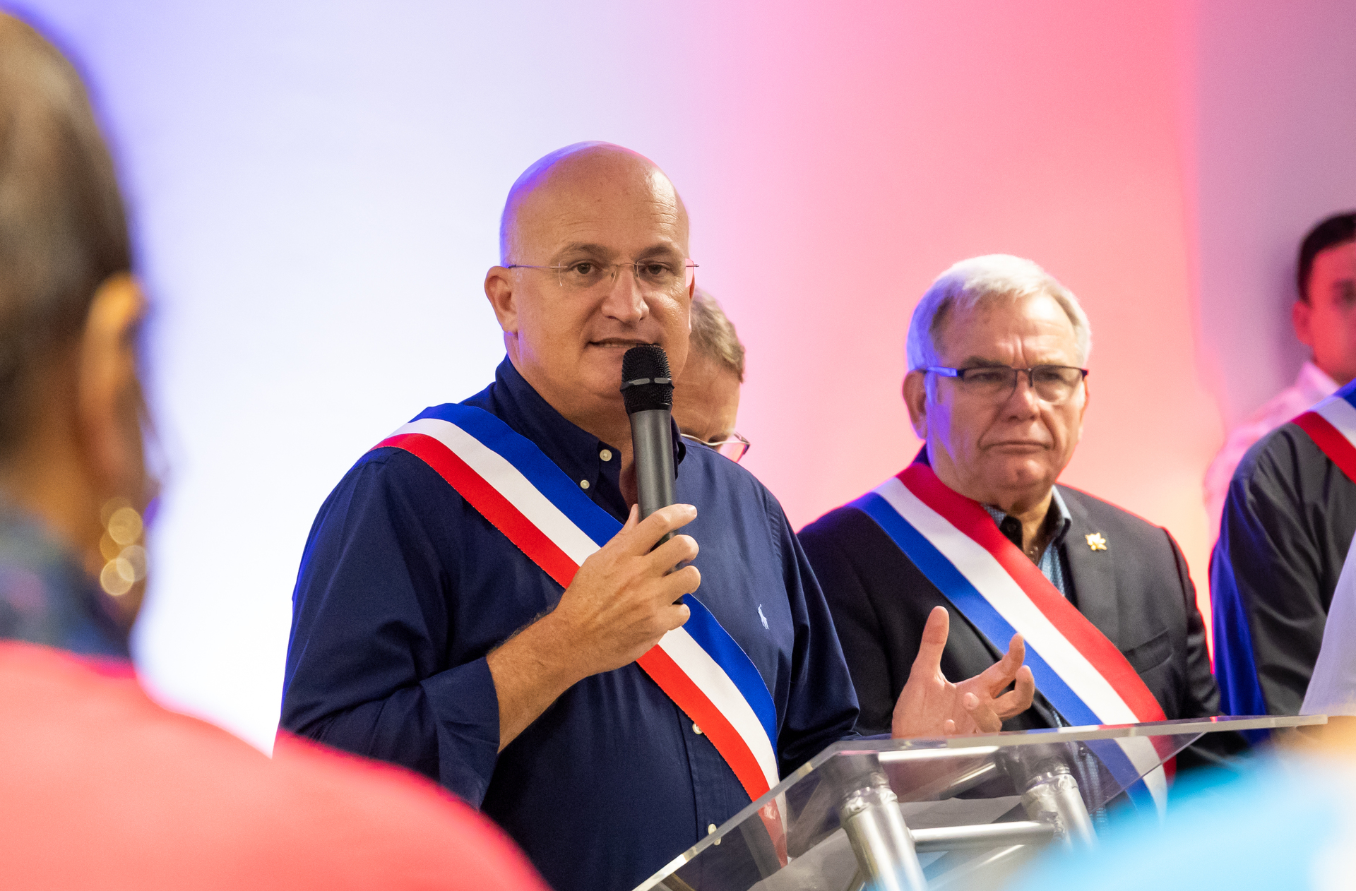 1714045987-ceremonie-remise-cartes-electorales-2.jpg