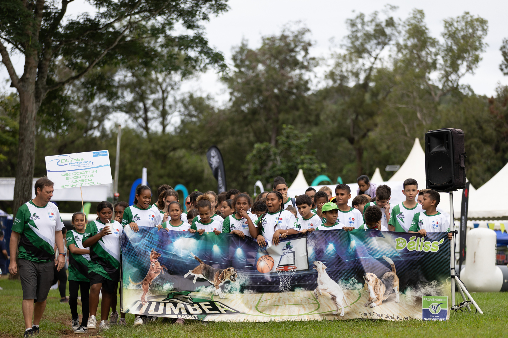 1714447863-fete-dumbea-samedi-41.jpg