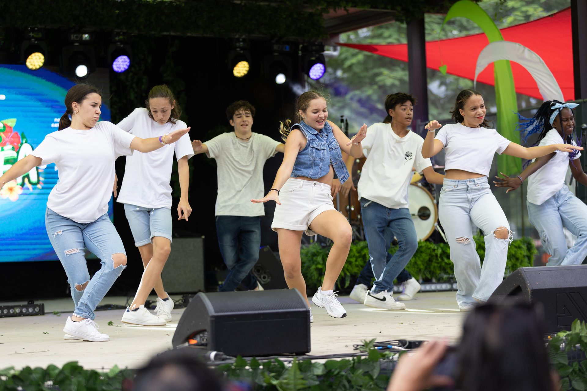 1714449211-fete-dumbea-samedi-89.jpg