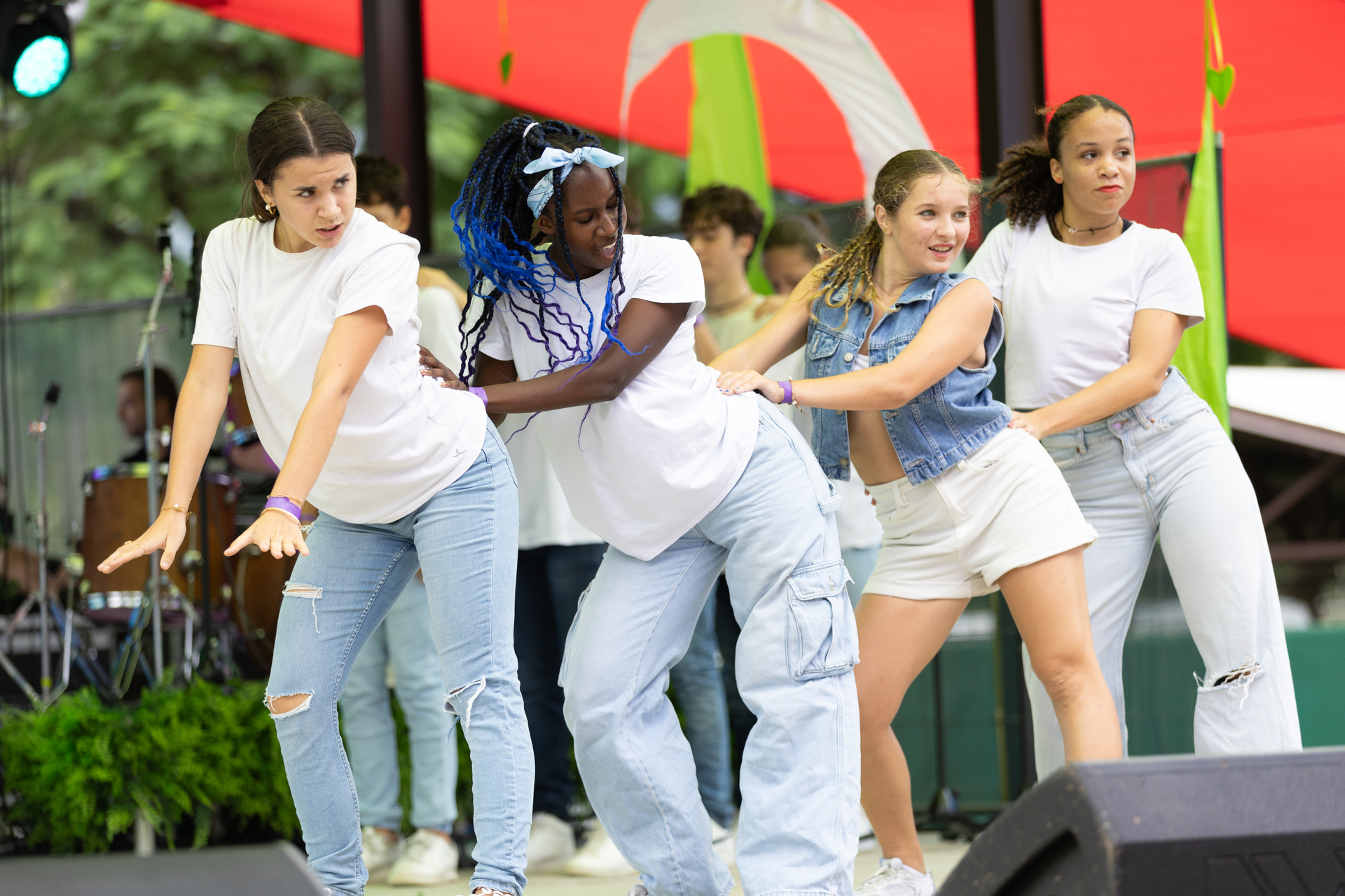 1714449292-fete-dumbea-samedi-93.jpg