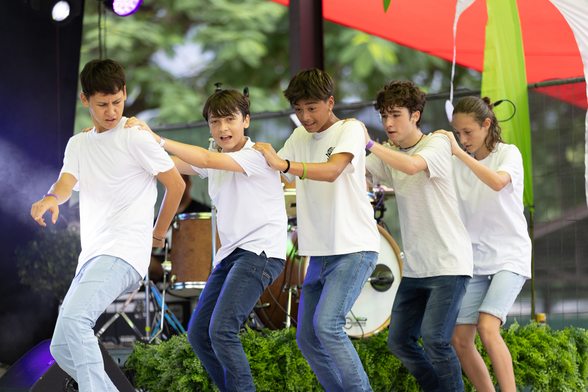 1714449313-fete-dumbea-samedi-94.jpg