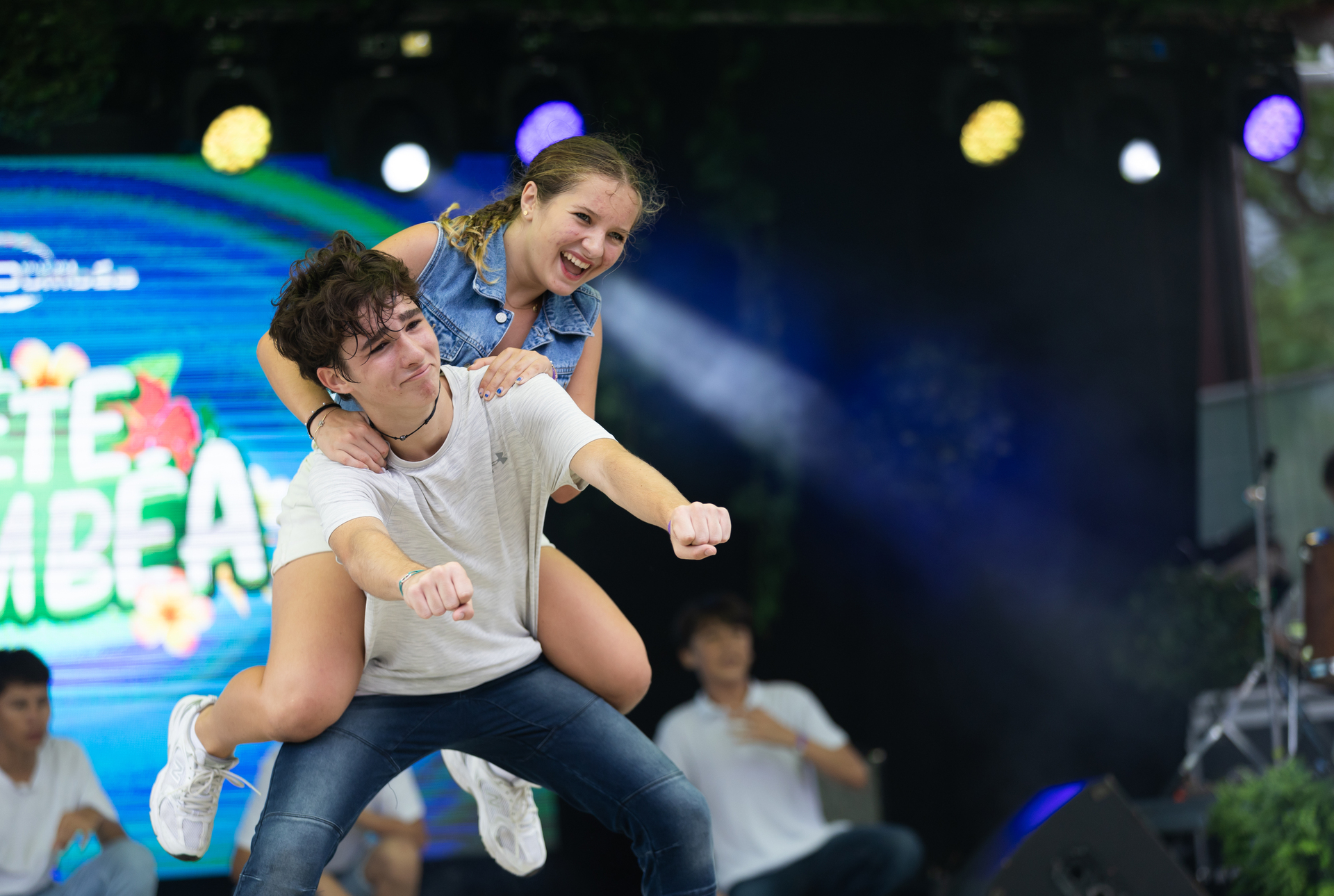 1714449383-fete-dumbea-samedi-97.jpg