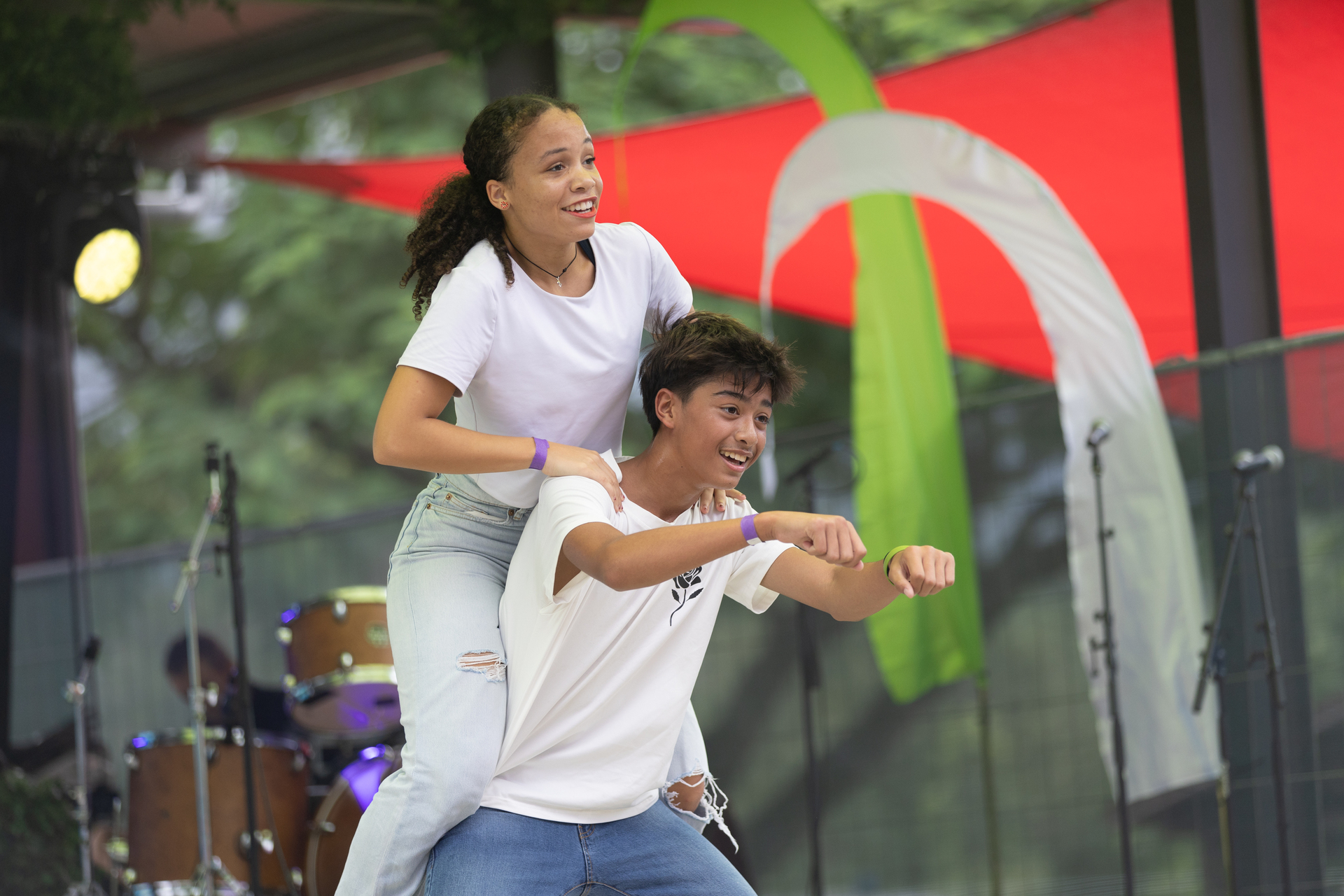 1714449405-fete-dumbea-samedi-98.jpg