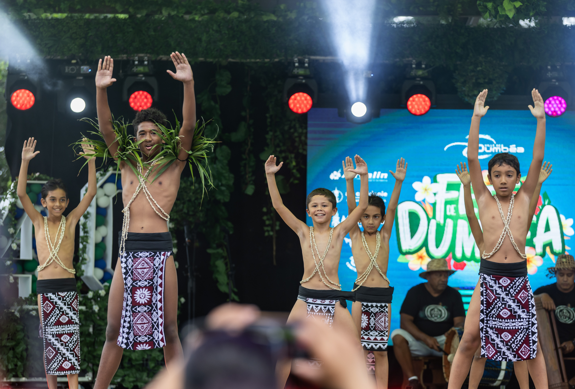 1714452649-fete-dumbea-samedi-138.jpg