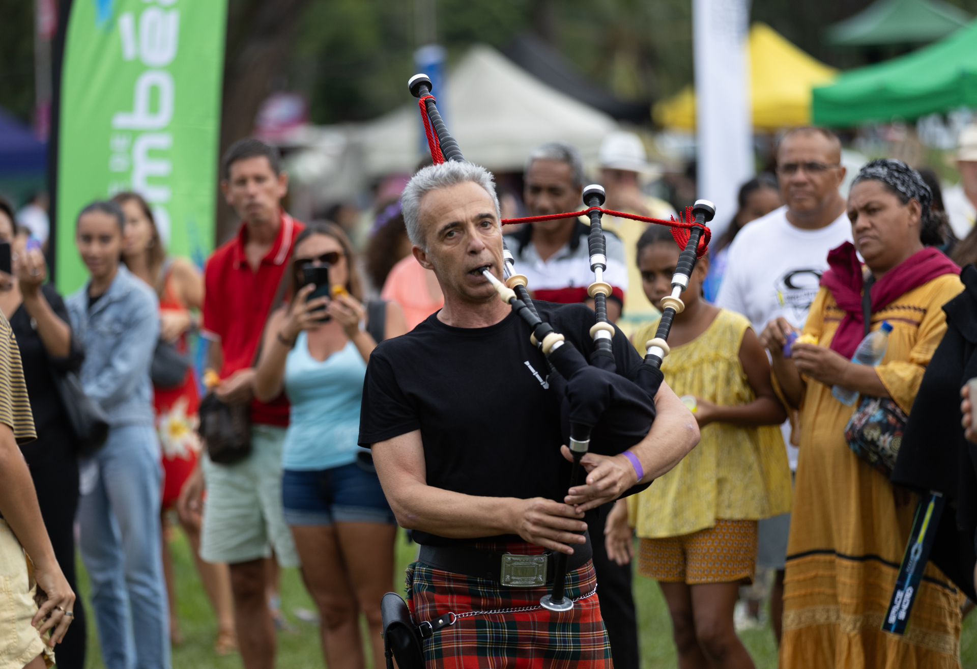1714454566-fete-dumbea-samedi-182.jpg