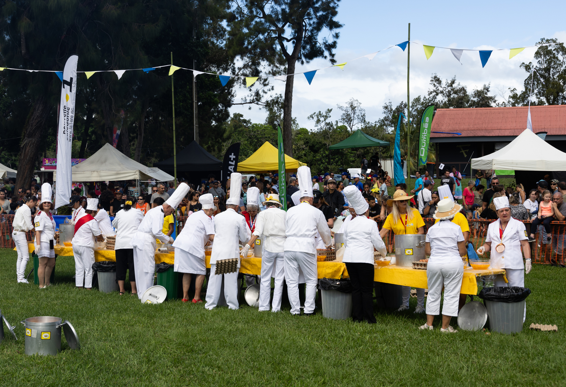 1714456218-fete-dumbea-dimanche-17.jpg