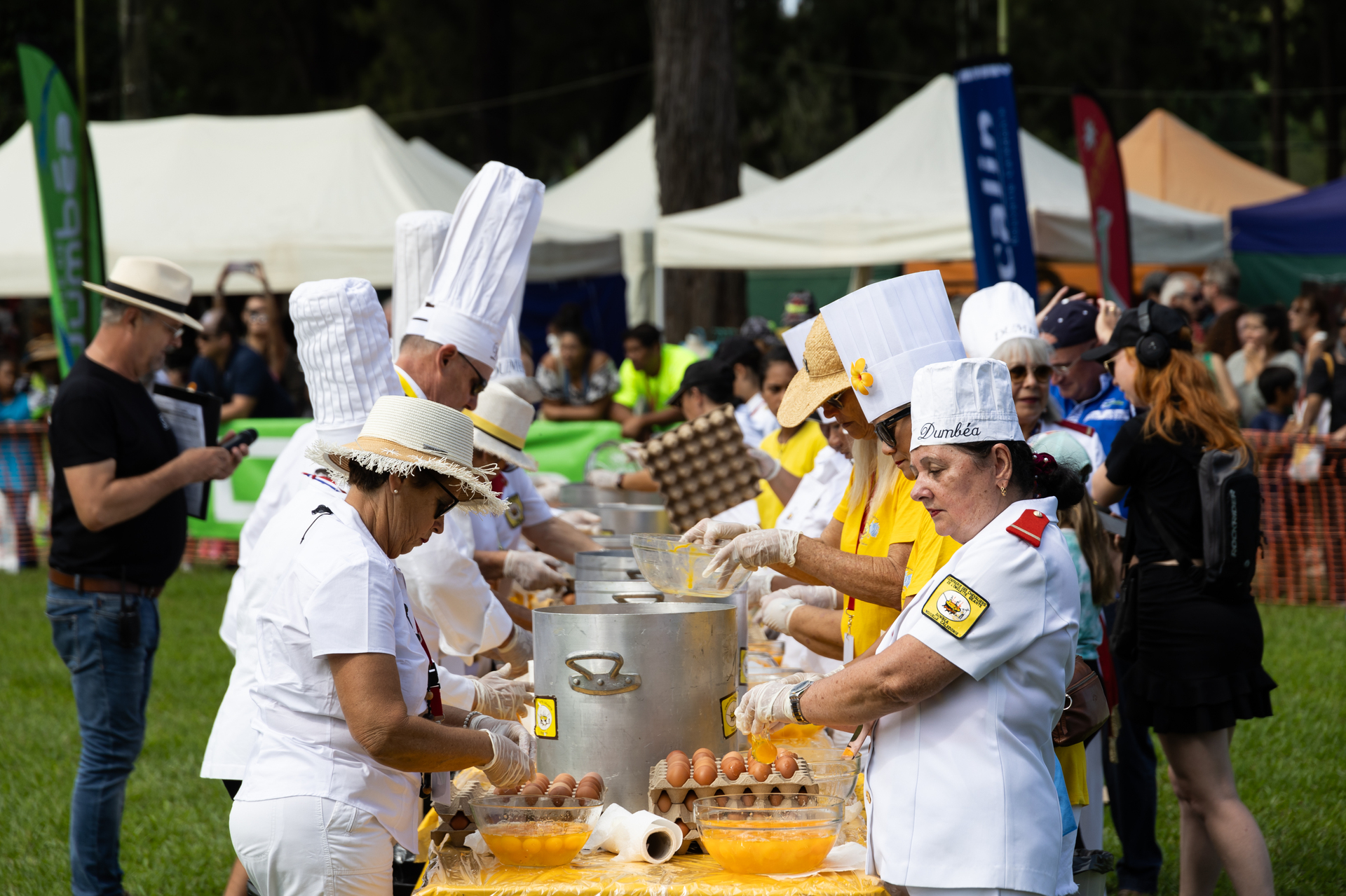 1714456245-fete-dumbea-dimanche-18.jpg